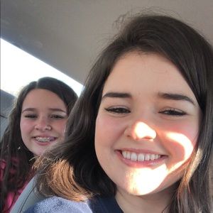 Meet your Posher, Ivy